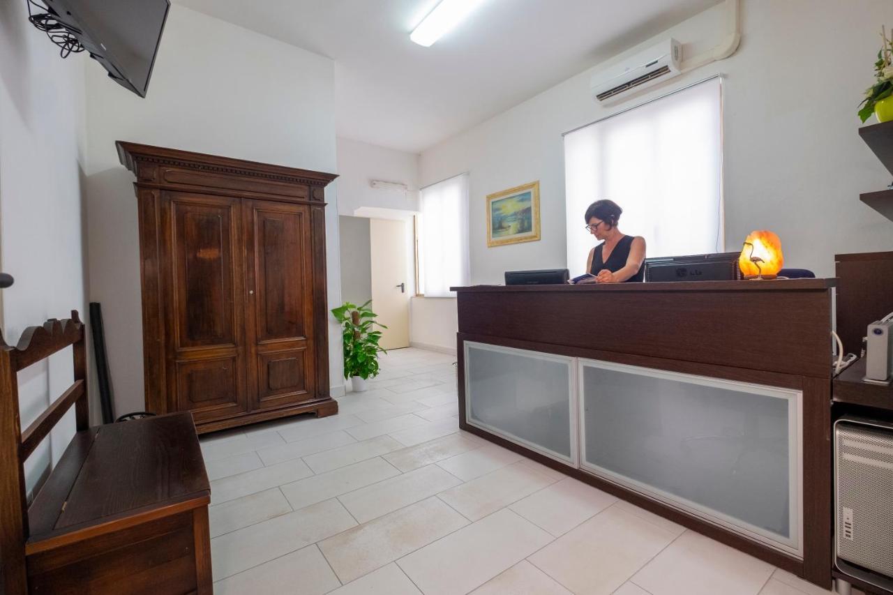 Hotel Soleo Quartu SantʼElena Kültér fotó