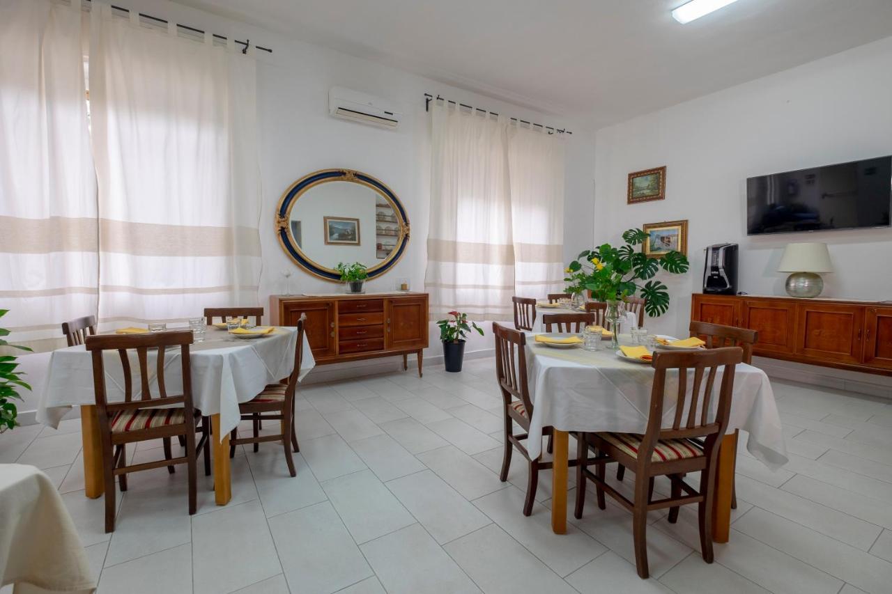 Hotel Soleo Quartu SantʼElena Kültér fotó